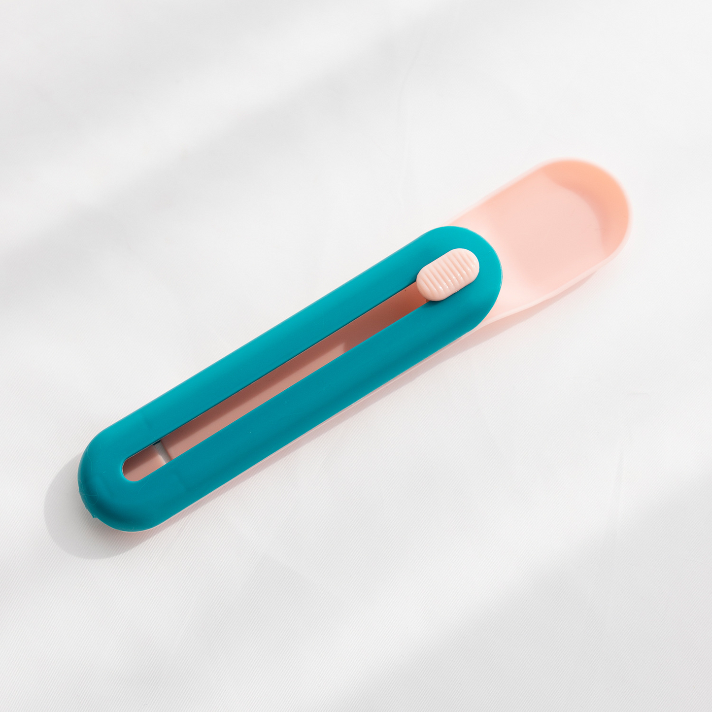 Strip Snack Spoon - Snack-royal: Für deine Fellnasen-Majestät