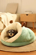 Rentierbett - Plötzlich Geweih? Nein, nur maximaler Kuschelschutz!